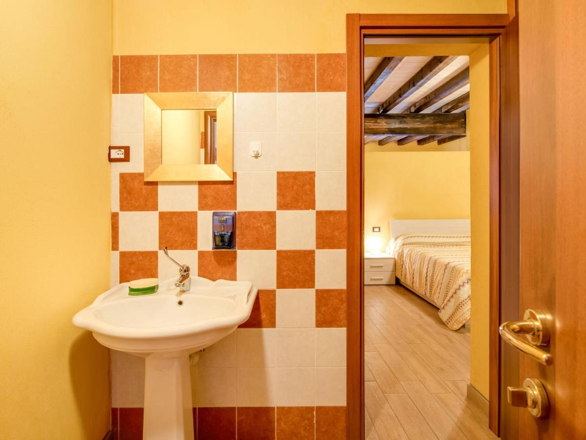 Villa Beautiful Chalet With Swimming Pool In Lombardy Marone Exterior foto