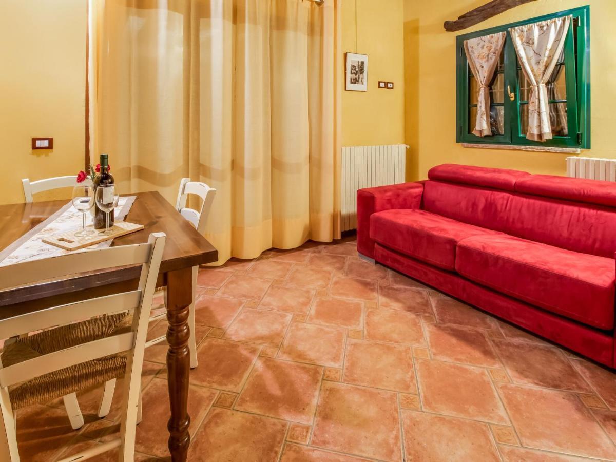 Villa Beautiful Chalet With Swimming Pool In Lombardy Marone Exterior foto